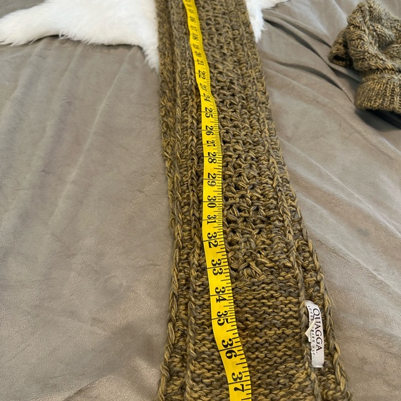 Crocheted Scarf and Hat Set by Quagga - Picture 9 of 13